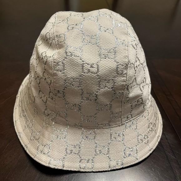 New Gucci GG Supreme Logo White Silver  Bucket Hat Size XL - Picture 8 of 13